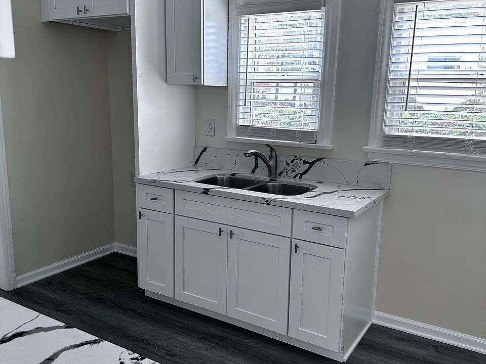 Kitchen Area 
Bring your refrigerator