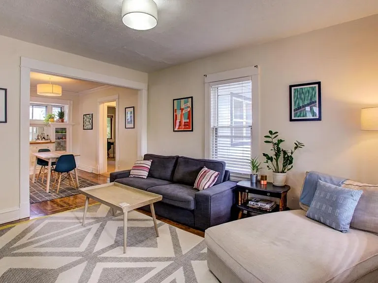 2623 Jackson St NE — Photo 8