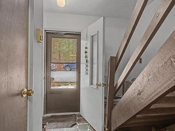 4th image of 86 Pinecrest Drive #11 E