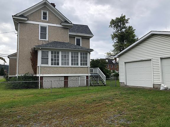 5th image of 230 E Hawthorne St