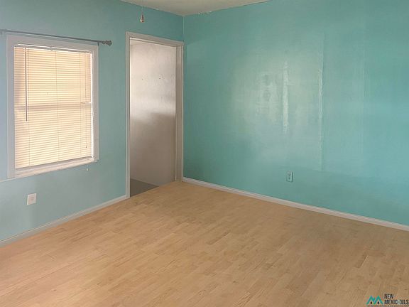5th image of 1302 E Main St