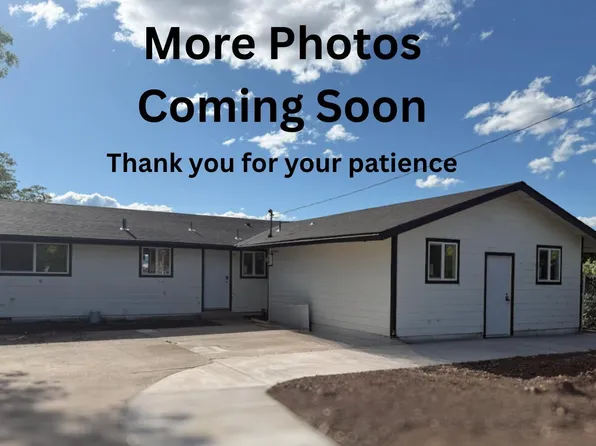 7831 Division Rd, White City, OR 97503