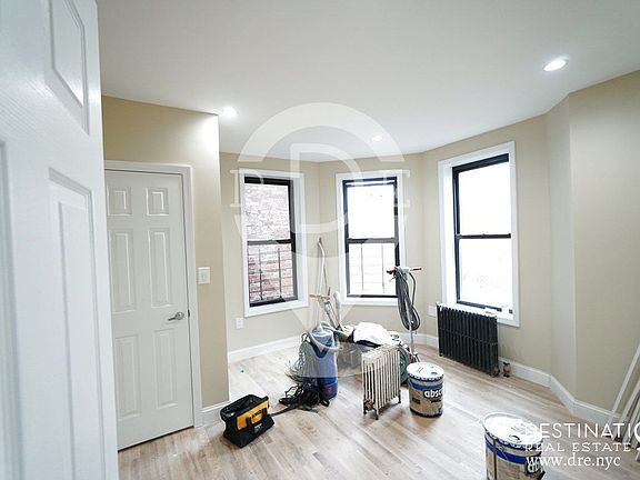 2nd image of 118 Quincy St APT A4