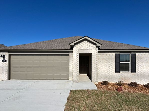 36 Kelton Ln