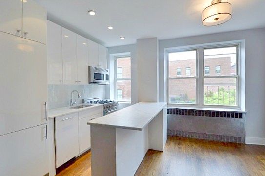 1st image of 780 Greenwich St APT 3F