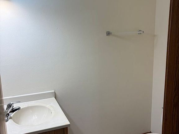 4th image of 530-532 Partridge Ct #534