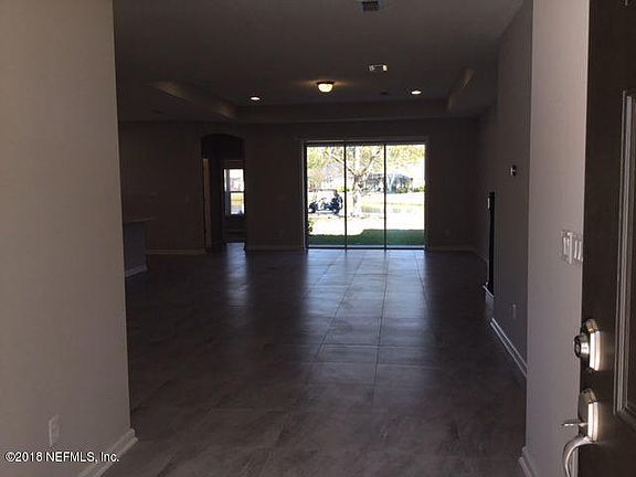 3rd image of 2489 Club Lake Dr
