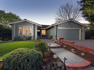 49 Buckingham Dr, Moraga, CA