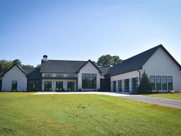 1825 Andora Ct, Bishop, GA 30621