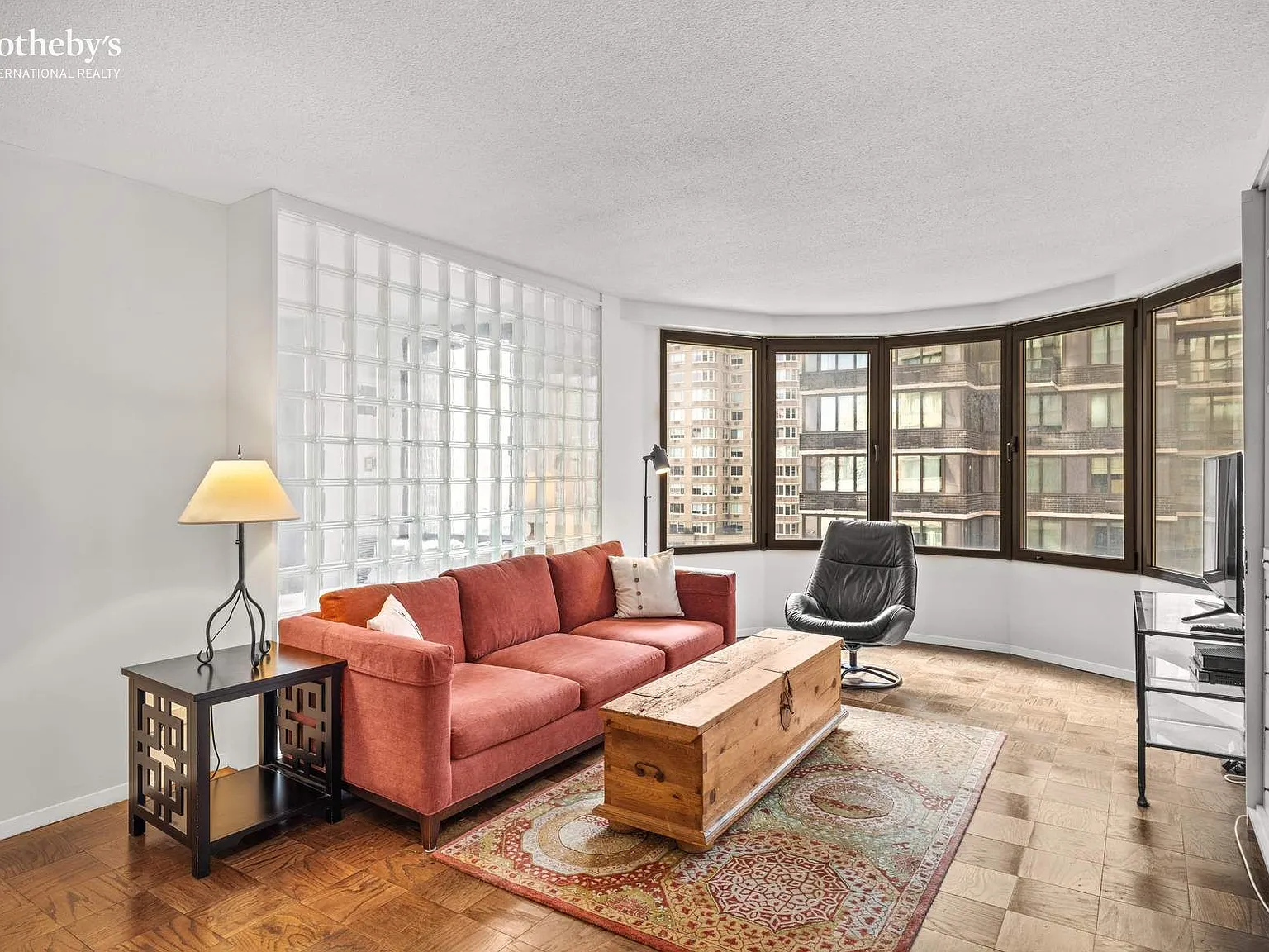 44 West 62nd Street — Photo 3