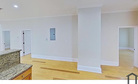 5th image of 9 Landor Rd #3
