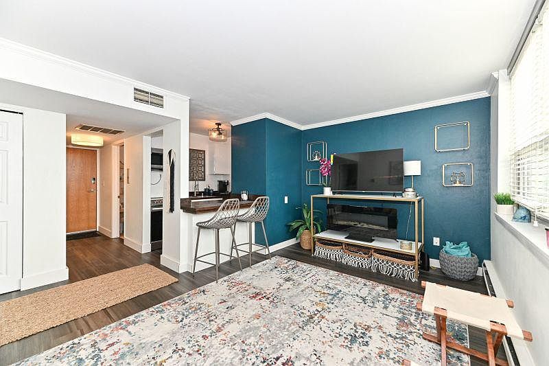1st image of 1707 North Prospect AVENUE #10D