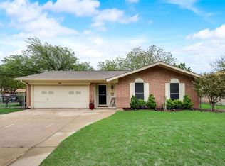 524 Southlake Dr, Forney, TX 75126