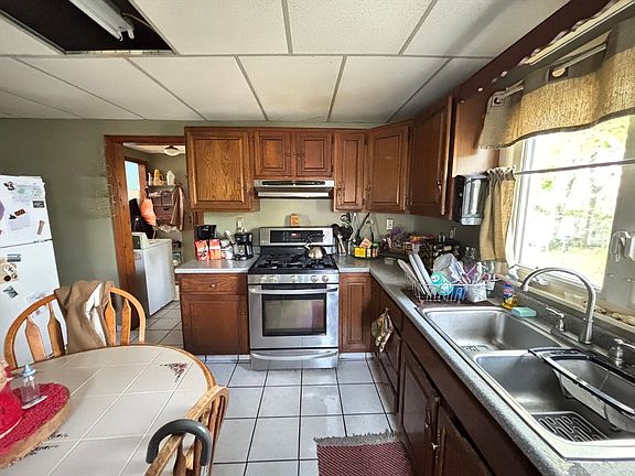 2nd image of 31 Central Ave
