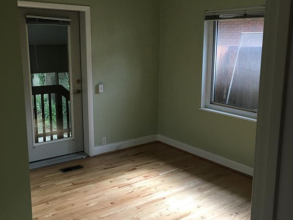 5th image of 547 E Kensington Ave