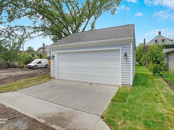 3rd image of 839 Wilson Ave