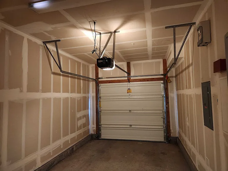 250 Log Pond Ln — Photo 14
