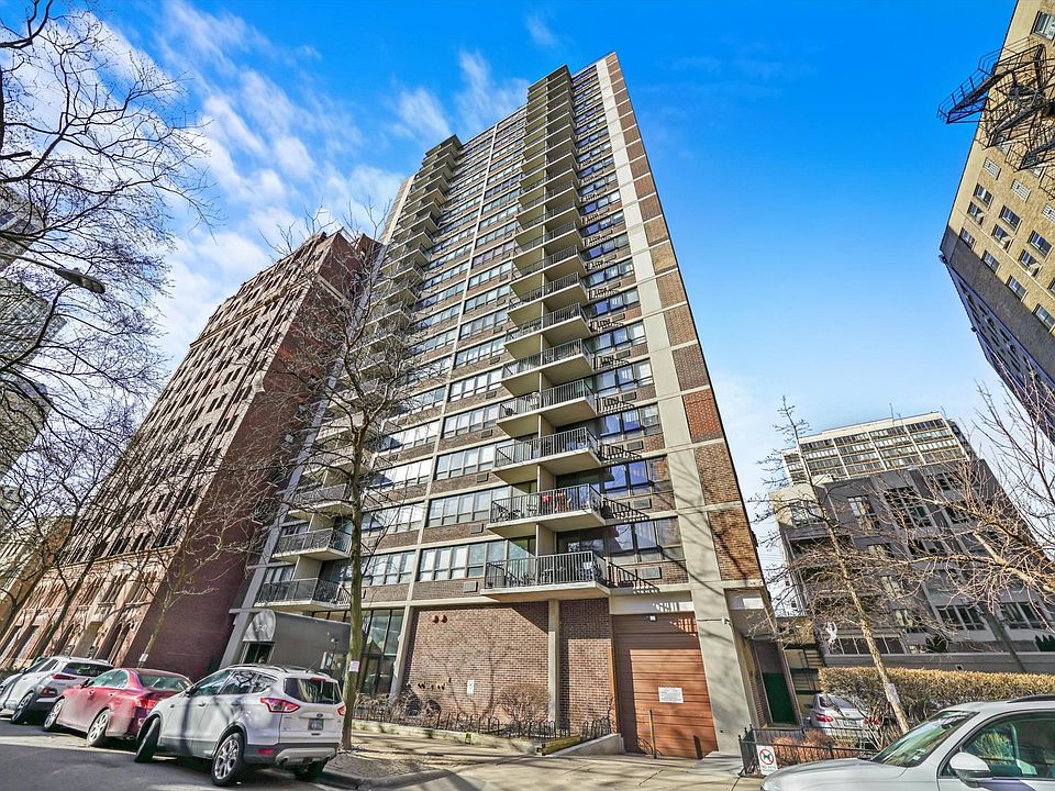 1st image of 2740 N Pine Grove Ave APT 18F
