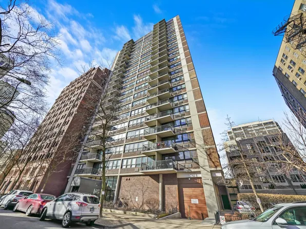 2740 N Pine Grove Ave APT 18F, Chicago, IL 60614