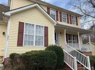 901 Ledgerock Rd, Wake Forest, NC 27587