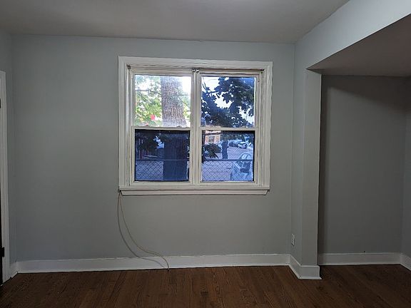 5th image of 63 Pelham Rd #1