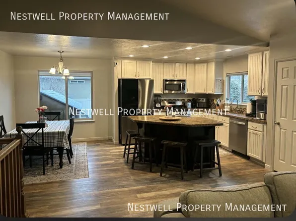 2101 Burke Ln, Farmington, UT 84025
