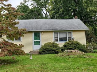 219 Pennsylvania Ave, Chalfont, PA 18914