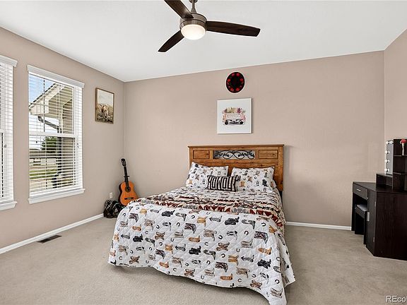 4th image of 460 Columbine Drive