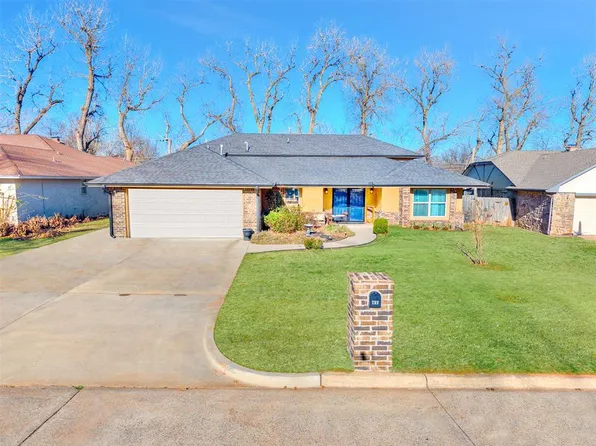 701 John F Kroutil Dr, Yukon, OK 73099