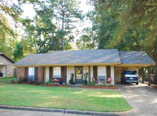 675 Randall Cir, Pearl, MS 39208