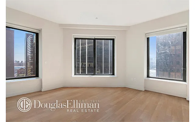 Sold by Douglas Elliman | media 21