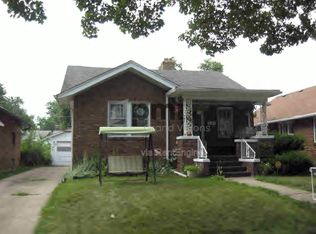 303 E Kellar Ln, Decatur, IL 62526
