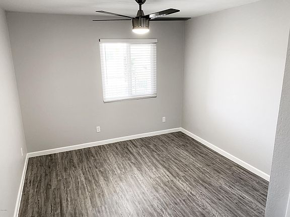 4th image of 16801 N 31st St APT 212
