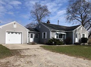 12530 Center Rd, Traverse City, MI 49686