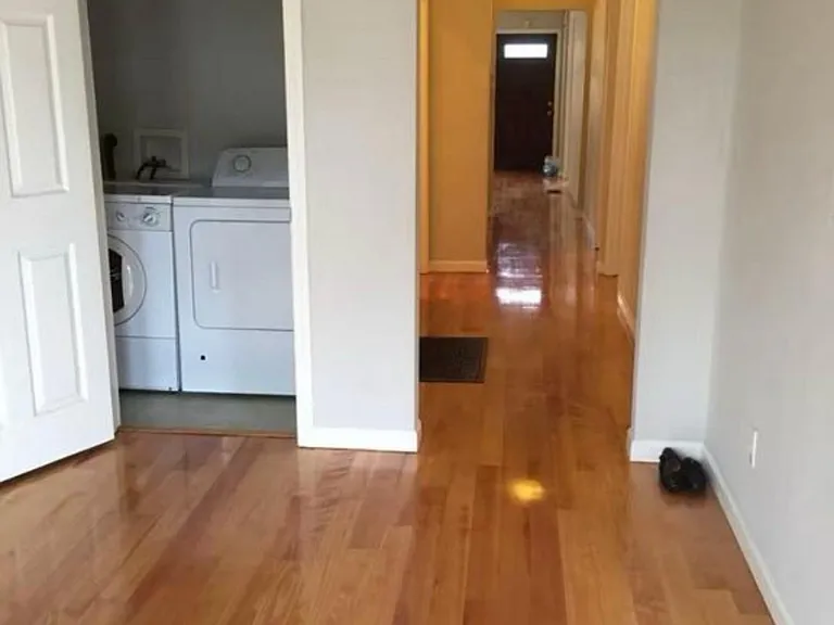 432 Capitol Ave — Photo 6