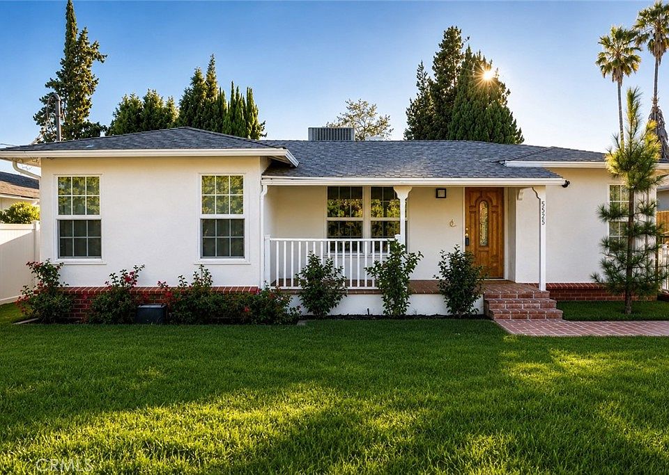 1st image of 5525 Costello Ave