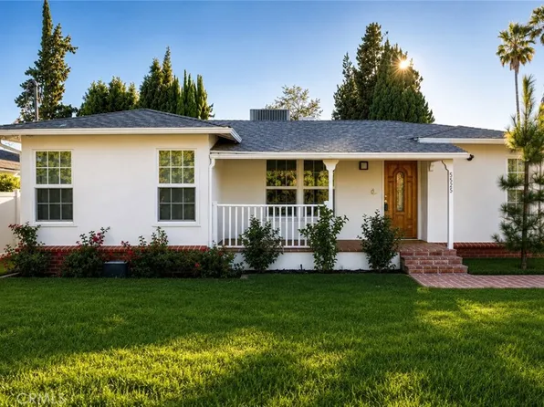 5525 Costello Ave, Sherman Oaks, CA 91401