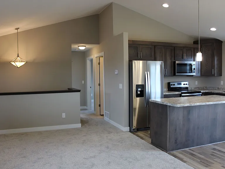1748 Morning Glory Dr — Photo 10