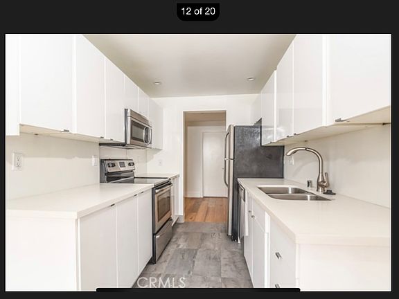 3rd image of 811 1/2 6th St #204