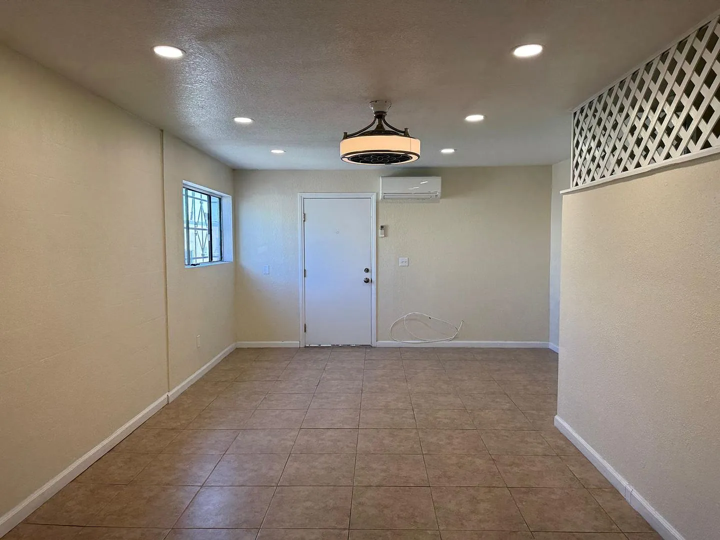 Lease Only 1259A Morena Blvd — Photo 2