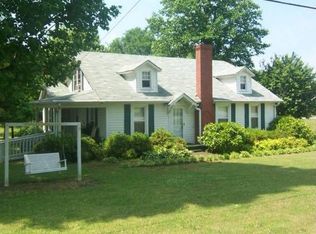 2575 Emmanuel Church Rd, Conover, NC 28613