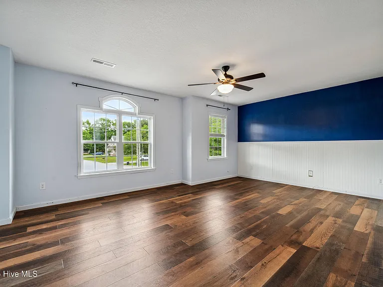 138 Briar Hollow Dr — Photo 11
