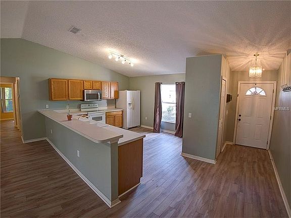 2nd image of 2921 Surf Dr