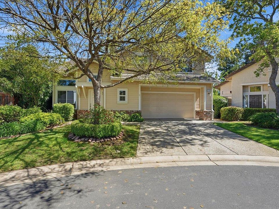 1st image of 112 Royalton Cir
