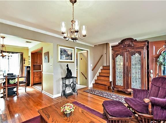 4th image of 3017 Bard St