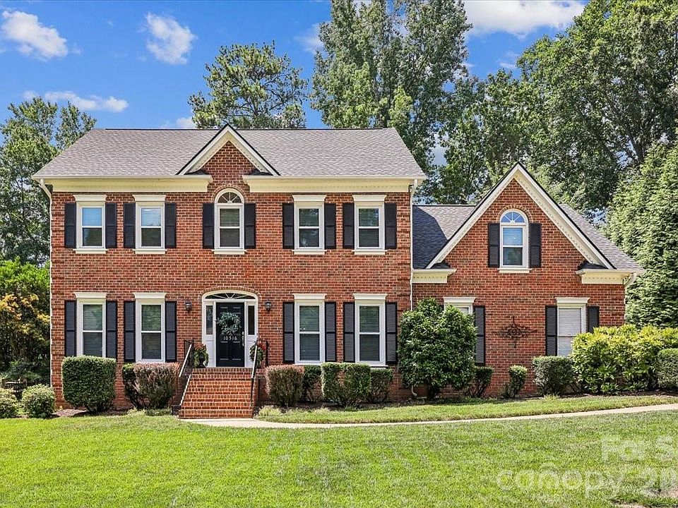 1st image of 10516 Hollybrook Dr