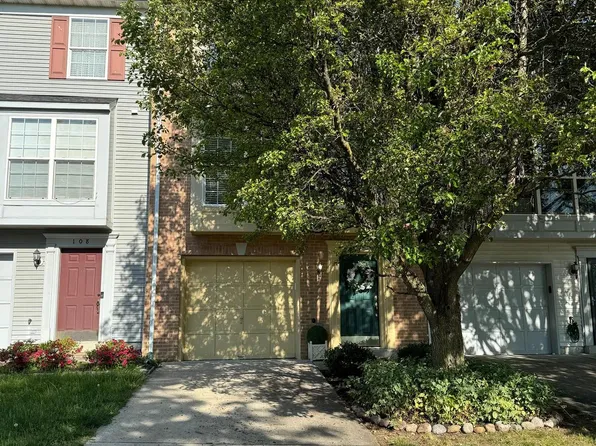 110 Hampshire Sq SW, Leesburg, VA 20175