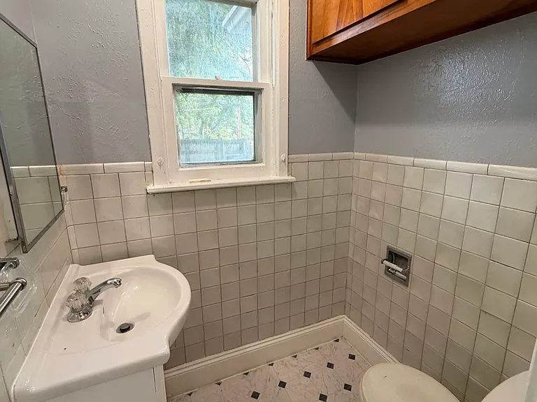 3209 Kimball Ave — Photo 9