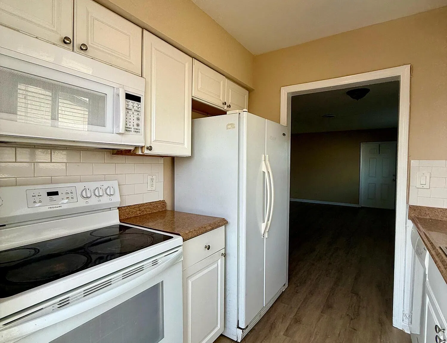 2920 NE 7th Ave — Photo 4