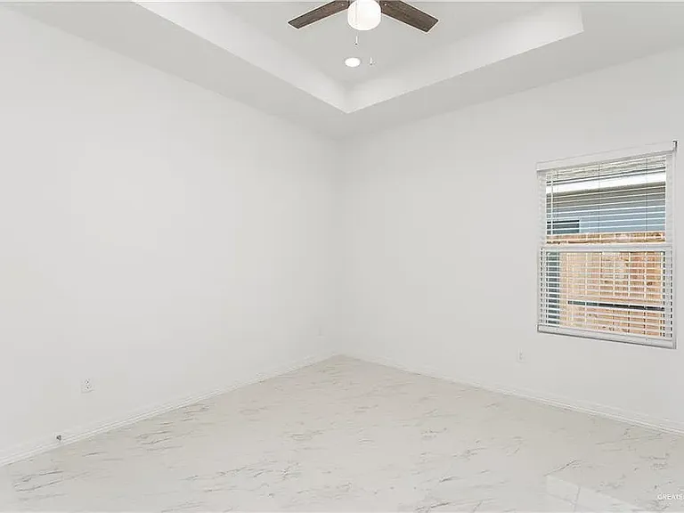 5712 Notre Dame Ave #1 — Photo 6